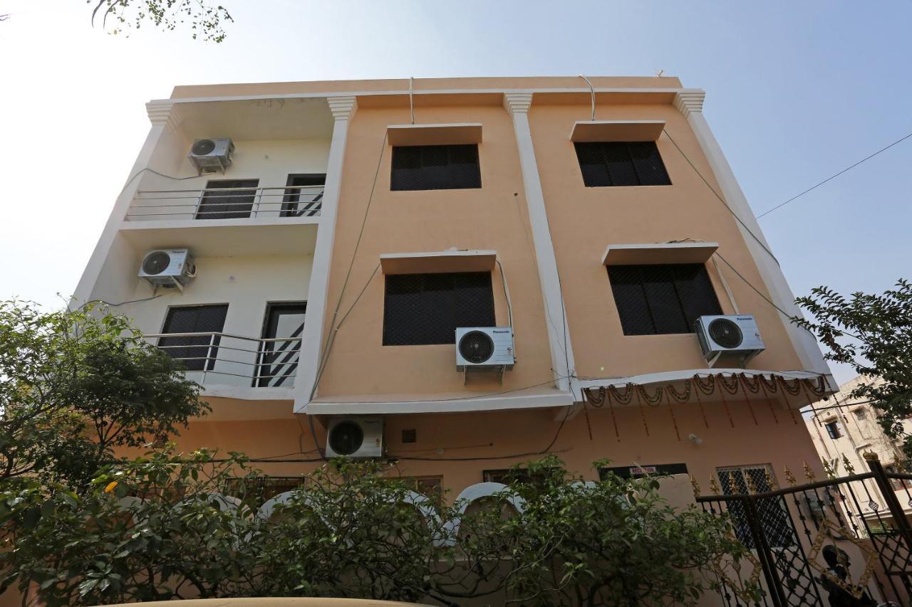 Oyo 24317 Aditya Guest House 3 Bhubaneswar Buitenkant foto